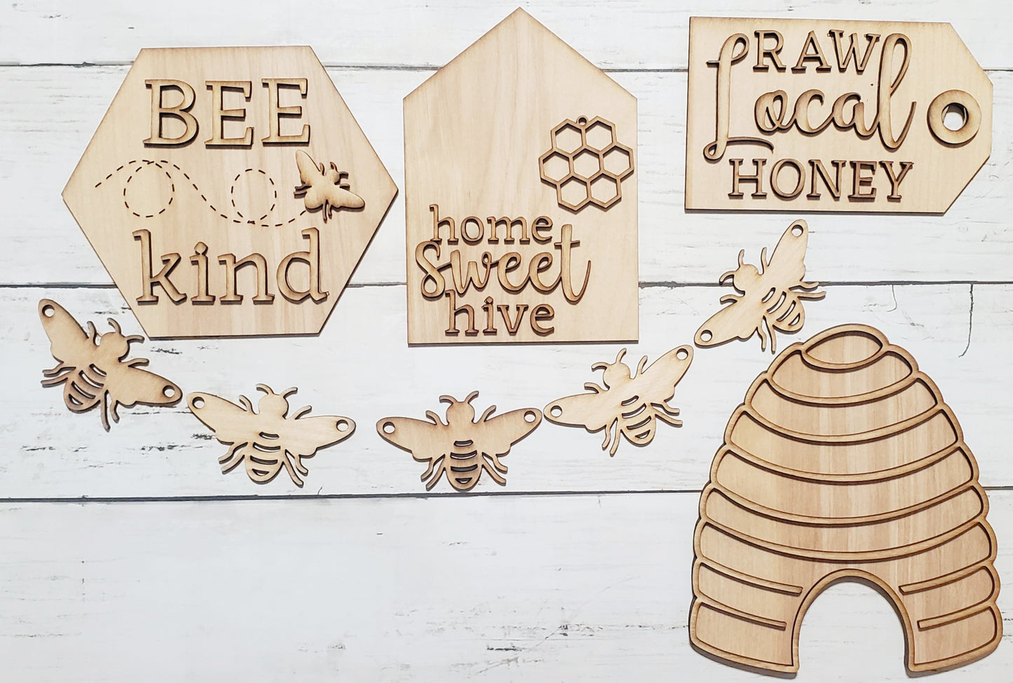 Bee Tier Tray Set