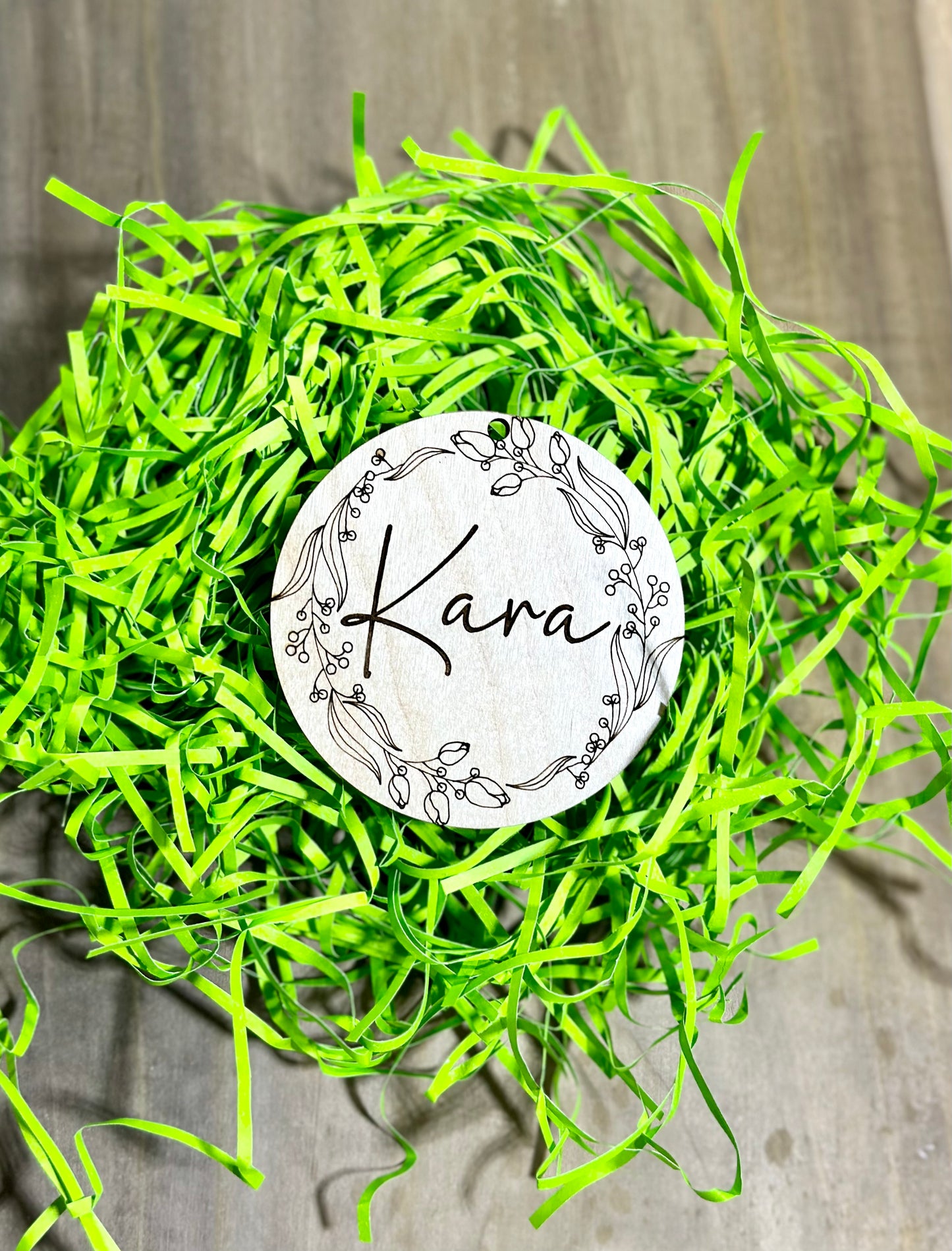 Classic Round Floral Easter Basket Bag Tag