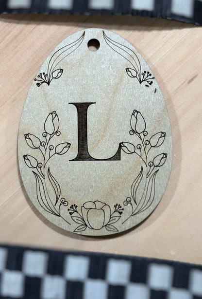 Bakersville Initial Egg Basket Bag Tag