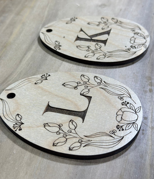 Bakersville Initial Egg Basket Bag Tag