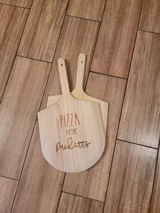Pizza Peel with Handle