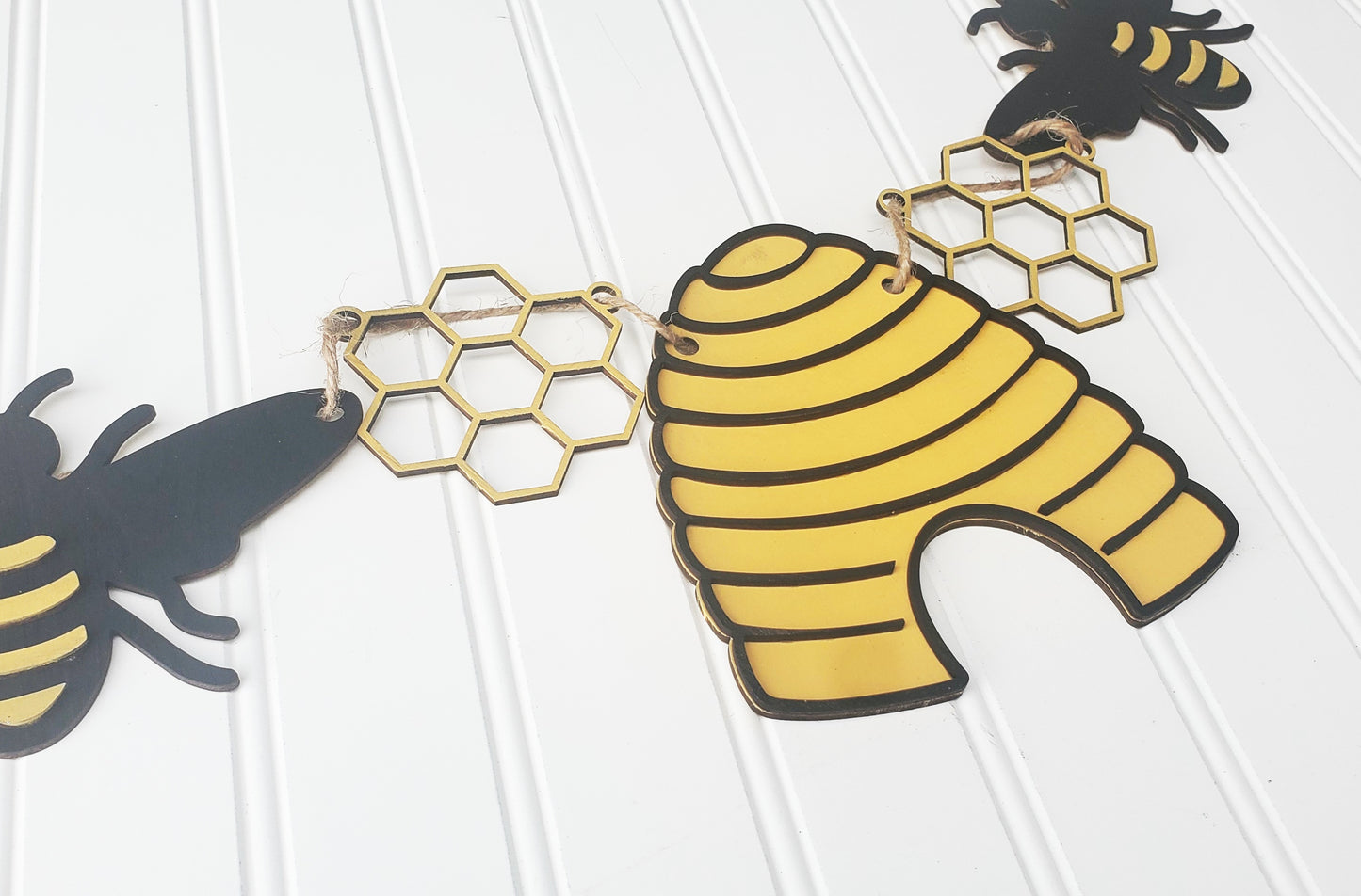 Bee Shapes Banner