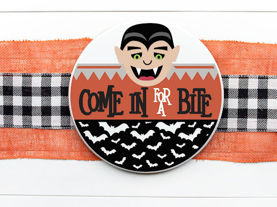 DIY Come in for a bite Halloween door hanger