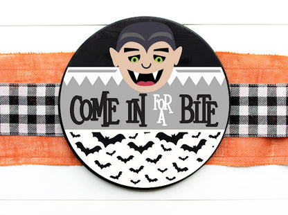 DIY Come in for a bite Halloween door hanger